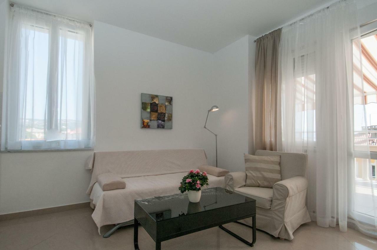 Iva, Centar Apartman Opatija